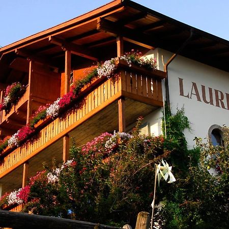 Pension Laurin เชนนา ภายนอก รูปภาพ